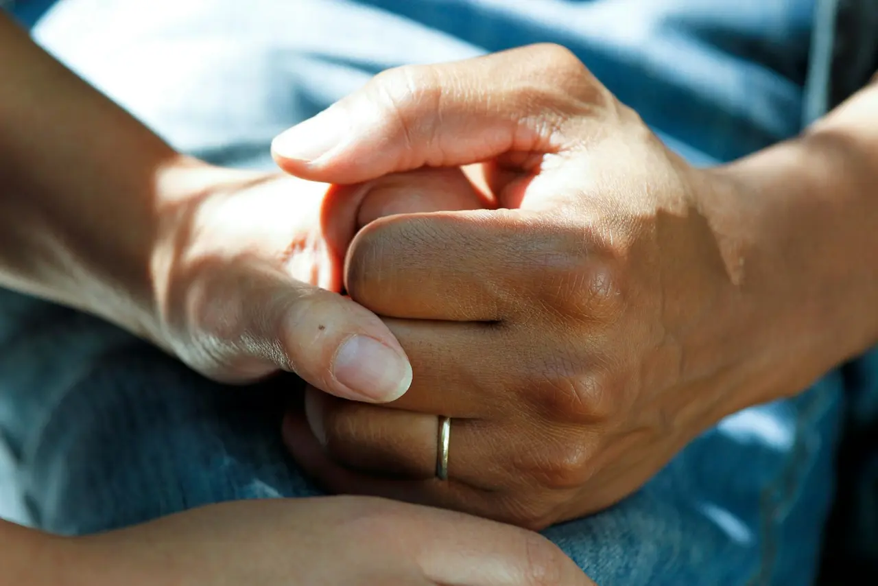 Registered nurse providing compassionate home care